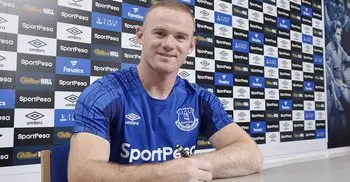Rooney rejoins Everton