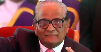 মামলা না করায় চটেছেন মৎস্যমন্ত্রী