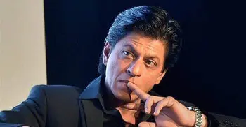 Police sends summons to Shah Rukh Khan