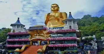 Sri Lanka tourism hits record $3.5 bn in 2016