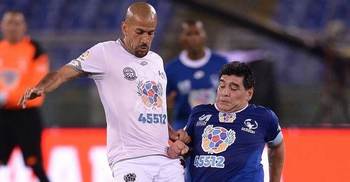 Maradona clashes with Veron during ‘peace’ match