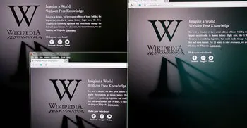 China to launch Wikipedia rival in 2018
