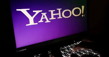 Yahoo issues new security warning to users