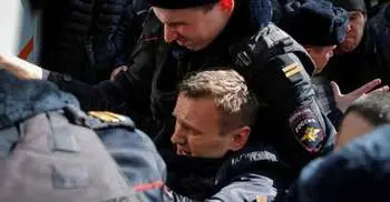 Russian opposition leader arrested