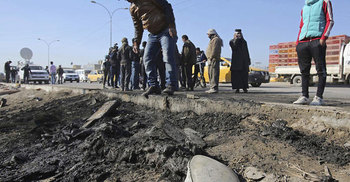 বাগদাদে জোড়া গাড়িবোমা হামলায় নিহত ১৪