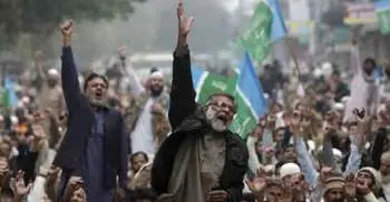 Bangladeshi Islamic leader promises protection to Christians