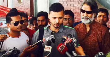 Bangladesh team lands in Dhaka