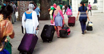 কারাভোগ শেষে ১০ নারীকে ফেরত দিলো ভারত