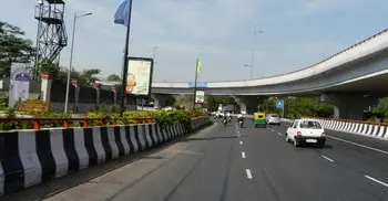 410 people died on Indian roads every day in 2016