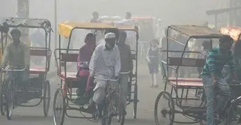 Delhi closes over 1,800 schools in response to dangerous smog