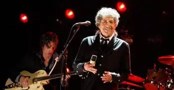 Bob Dylan to receive Nobel Prize in Stockholm this weekend 