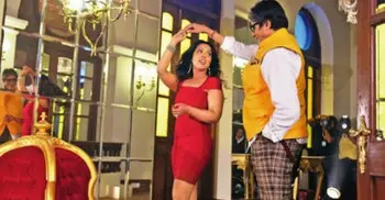 Amitabh shoots with Maharashtra CM’s wife 