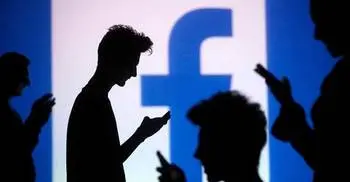 7 surprising ways to be more popular on Facebook