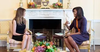 Michelle Obama meets with Melania Trump at White House 