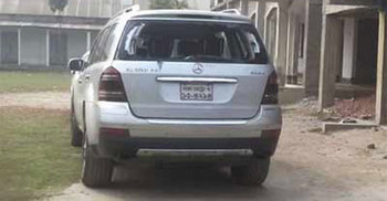 এমপি লিটনের বোনের গাড়িতে হামলা