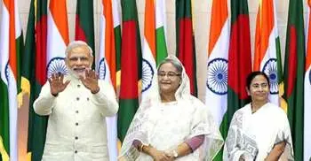 PM optimistic about solving all pending issues with India