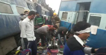 Indian train derails: Death toll reaches 100