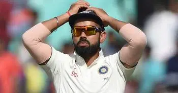 Kohli accused of ball tempering 
