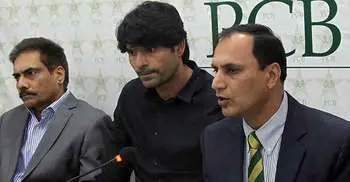 PCB bans fast bowler Irfan for one year