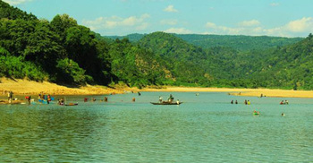 বেড়াতে গিয়ে পানিতে ডুবে দুই মেডিকেল শিক্ষার্থীর মৃত্যু 