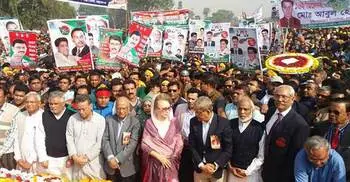 Khaleda pays tributes to War heroes