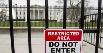 Car and bomb claim at White House sets off security alert