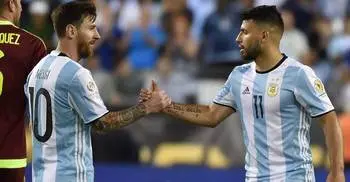 Aguero backs Messi for FIFA Best Player award 