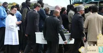 Mother admits murdering children by driving into Australian lake