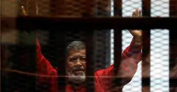 Egypt court overturns life sentence against ex-president Mursi 