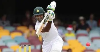 Australia win after epic Pakistan run chase 