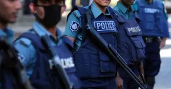 8 cops sued for extortion
