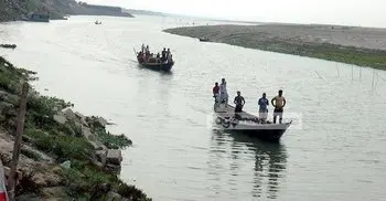 4 missing as boat capsizes in Padma