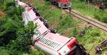 53 dead, 300 injured in Cameroon train accident