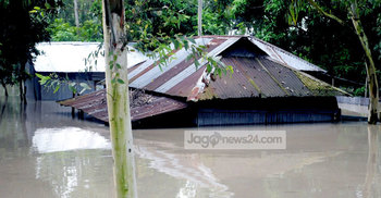 হুমকিতে বগুড়ার ১০ পয়েন্টে বন্যা নিয়ন্ত্রণ বাঁধ