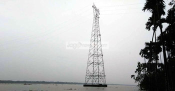 হুমকির মুখে রিভার ক্রসিং টাওয়ার : আতঙ্কে এলাকাবাসী