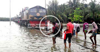 বঙ্গবন্ধু সেতু-জামালপুর রুটে সড়ক ও রেল চলাচল বন্ধ