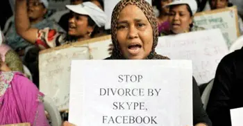 India’s SC suspends Muslim triple talaq law