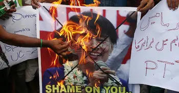 377,973 sign petition to strip Suu Kyi of her Nobel Prize