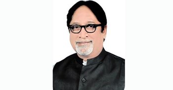 ট্রেন থেকে এমপি পড়ে যাওয়ায় সহকারী স্টেশন মাস্টারও বরখাস্ত