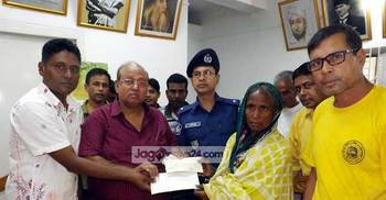 মানবতাবিরোধী অপরাধ মামলার সাক্ষীকে ৫ লাখ টাকা অনুদান