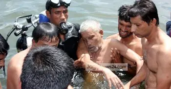 Father of cricketer Pilot drowns in Rajshahi