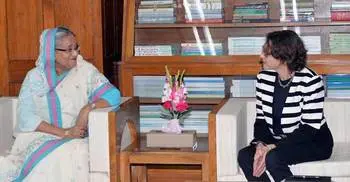 PM urges France to put pressure on Myanmar over Rohingya issue