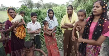 3,500 Rohingyas flee Myanmar for Bangladesh