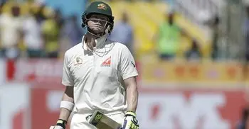 Smith goes early on day two