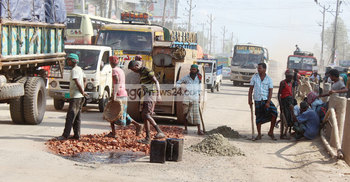 এ দশাই থাকবে ঢাকা-টাঙ্গাইল মহাসড়কের?
