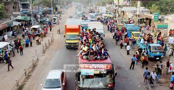 ঢাকা-টাঙ্গাইল মহাসড়কে যানবাহনের চাপ