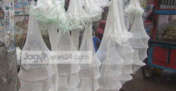 বর্ষায় জনপ্রিয় চাক জাল