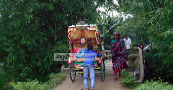 একটি ব্রিজের জন্য ৩০ হাজার মানুষের ভোগান্তি