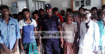 দিনাজপুরে পুলিশের ব্লক রেইডে আটক ২০১