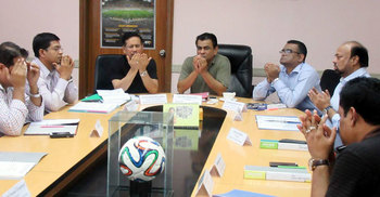 বাদল রায়ের সুস্থতা কামনায় বাফুফে